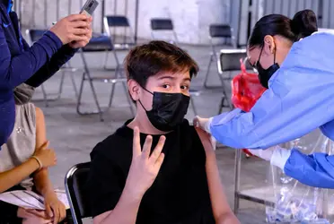 También el Auditorio Benito Juárez será una alternativa para suministrar las primeras y segundas dosis de la vacuna Pfizer-BioNTech, con cita, a este grupo de población.