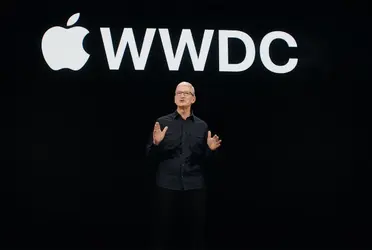 Tim Cook el director ejecutivo fue el primero en tomar la palabra, para asegurar que los 34 millones de desarrolladores de Apple tienen “superpoderes para innovar, crear y colaborar creando apps que cambien el mundo”. 
