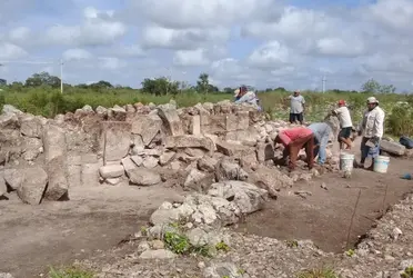 Un grupo de arqueólogos descubrió las ruinas de una antigua ciudad maya repleta de palacios, pirámides y plazas en una zona de construcción de lo que será un parque industrial en Mérida, Yucatán.
 
